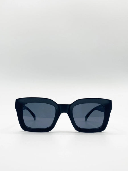 Oversized black sunglasses