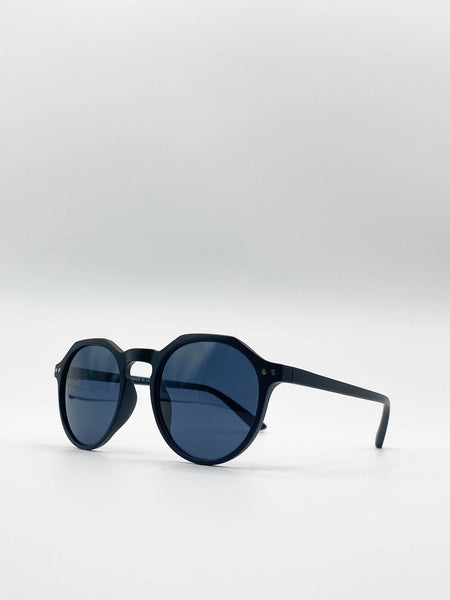Preppy matt black sunglasses