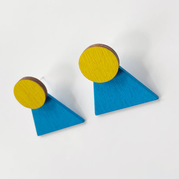 Pip blue & yellow studs