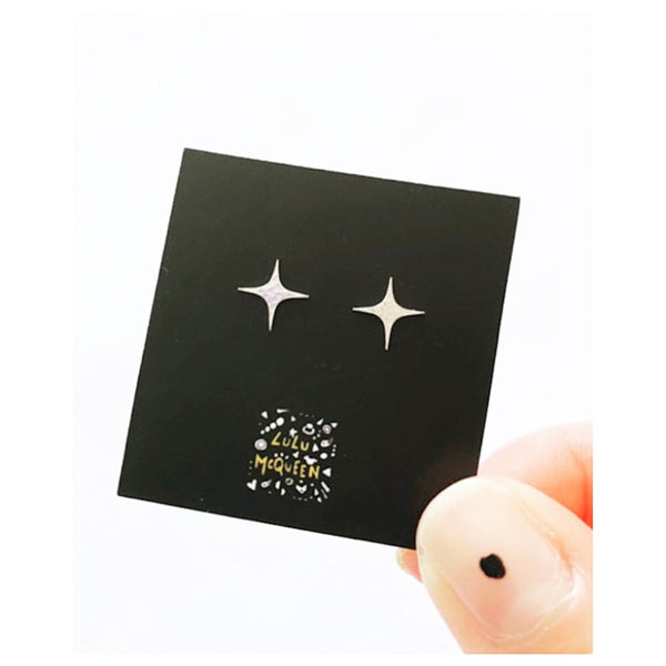 4 prong star stud earrings