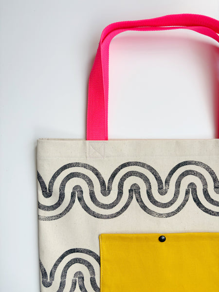 Black Wiggle tote bag - Inspired 