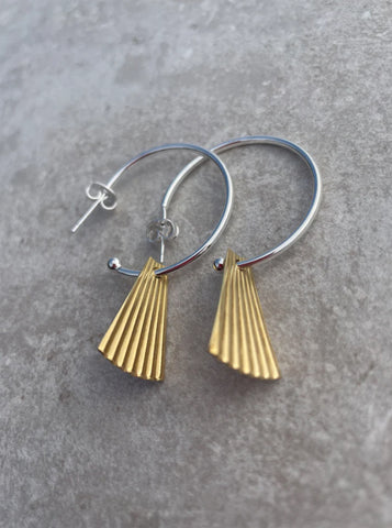 Brass Deco Fan & Hoop