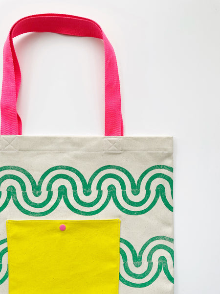 Green Wiggle tote bag