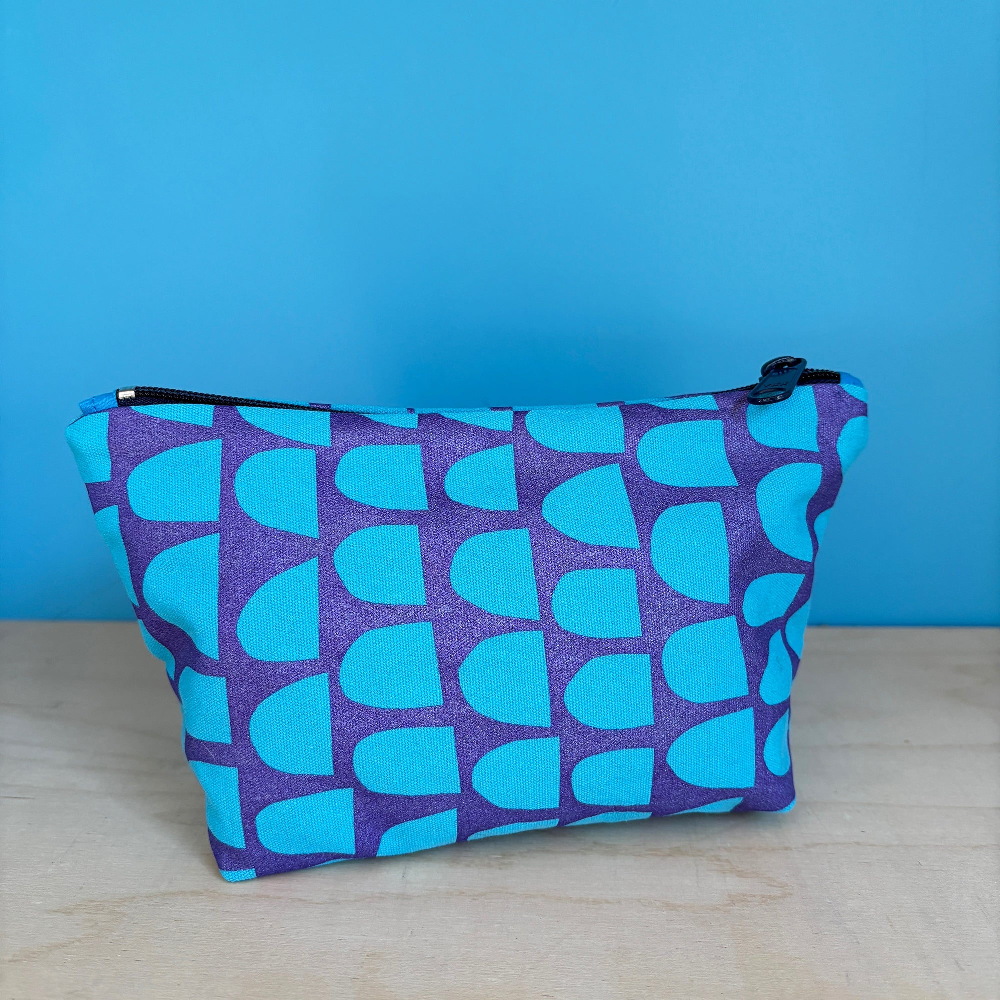 Blue and Purple Semi Circles Flat Bottom Pouch