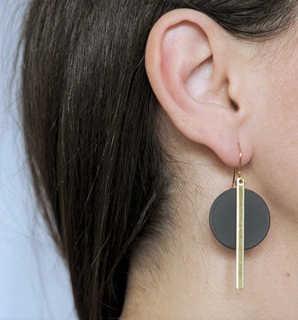 Black disc & brass bar earrings