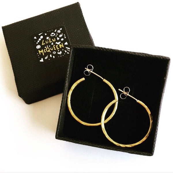 Medium hoop earrings