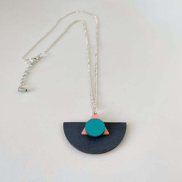 Fran grey, teal & pink silver colour necklace