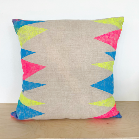 Blue, pink & yellow triangles 50x50cm cushion cover